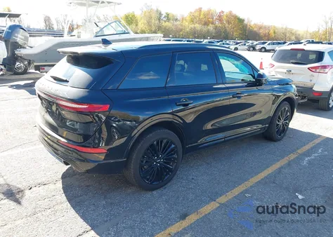 2024 Lincoln Corsair Reserve z USA, uszkodzony, nr VIN 5LMCJ2DA3RUL10957